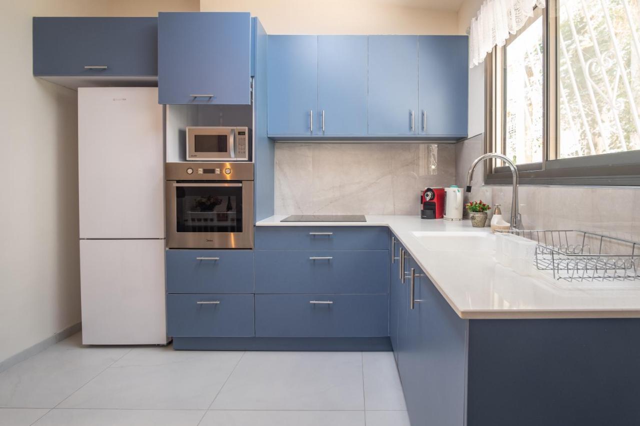 Port City Haifa - Luxury Apartments 50 Mtrs From The Beach Eksteriør bilde